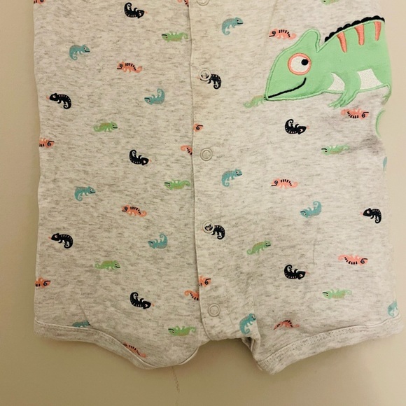 Gecko 🦎 Bodysuit - Picture 4 of 11